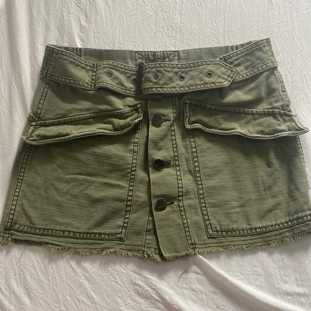 Green cargo Free People belted, button-up mini skirt size 6